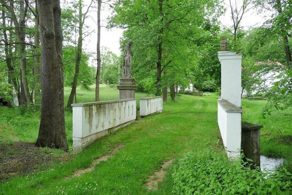 Chalupa U Kolcavy Volenice  Екстериор снимка